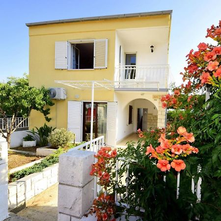 Holiday Home Lolita By Interhome Рачишче Экстерьер фото