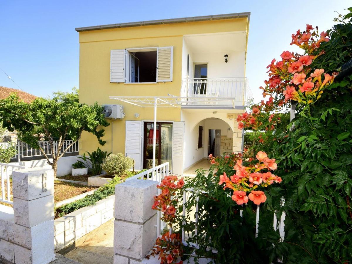 Holiday Home Lolita By Interhome Рачишче Экстерьер фото